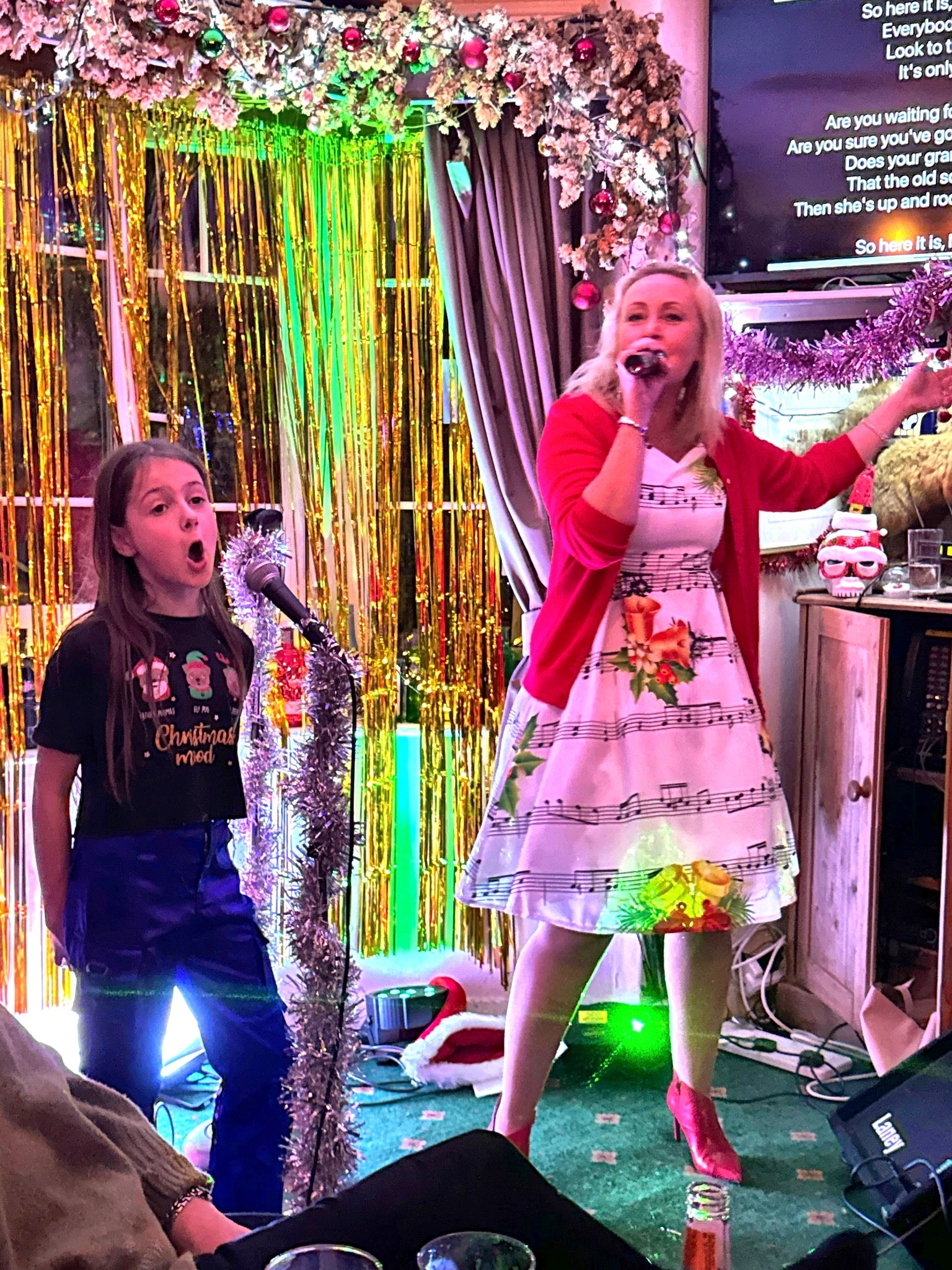 Big Christmas Singalong with Lisa Faye